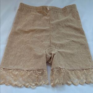 Marilyn Monroe Beige Lace Trim Shapewear Shorts nude